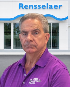 Staff member Larry Wilkinson from ID_0179c17601e9
