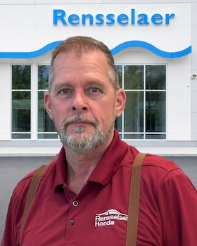 Staff member Dan Durivage from ID_c7fe2efc9c24