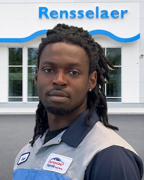 Staff member Onye Nnadi from ID_0179c17601e9