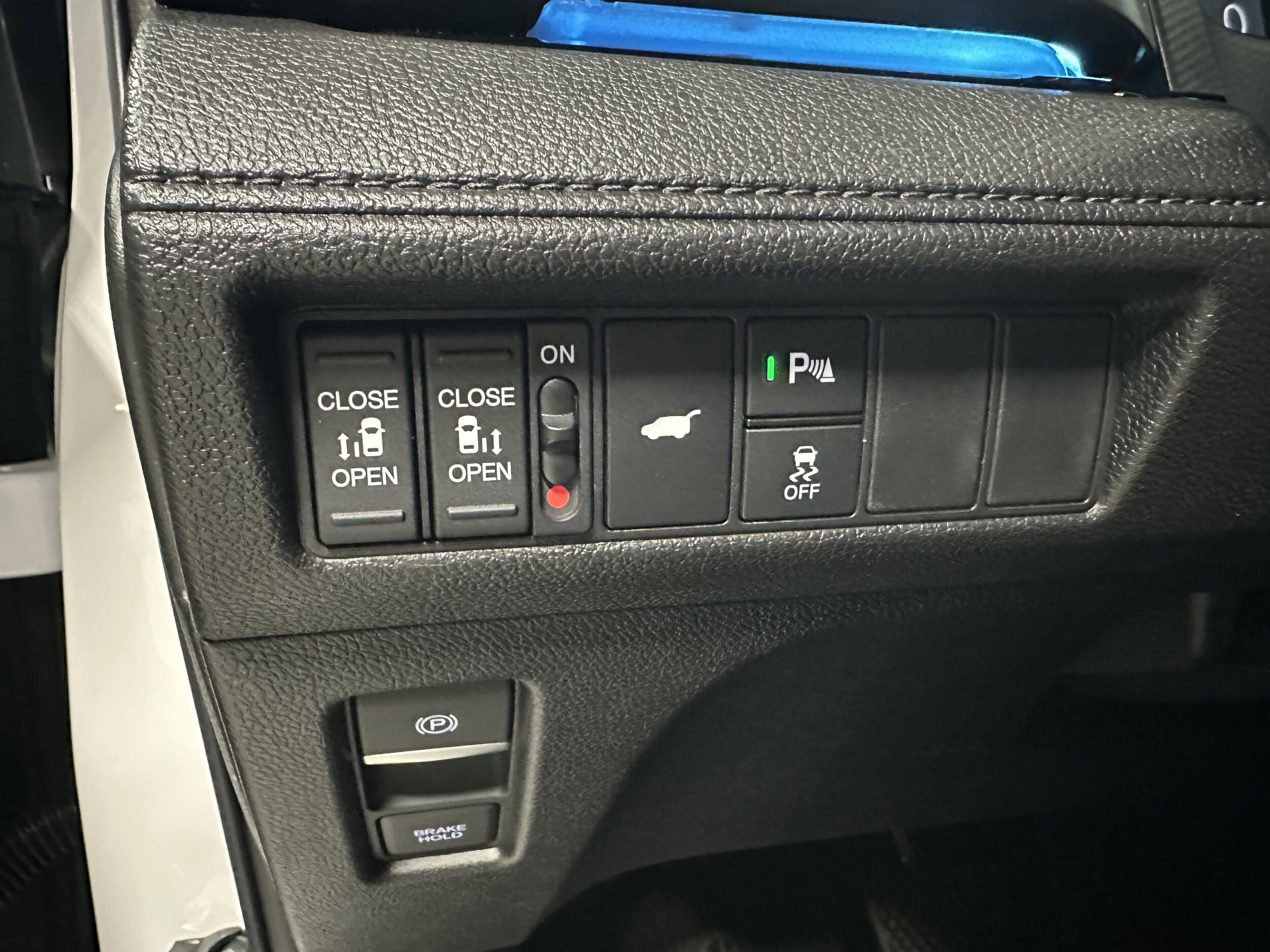 2026 Honda Odyssey Touring - Photo 16