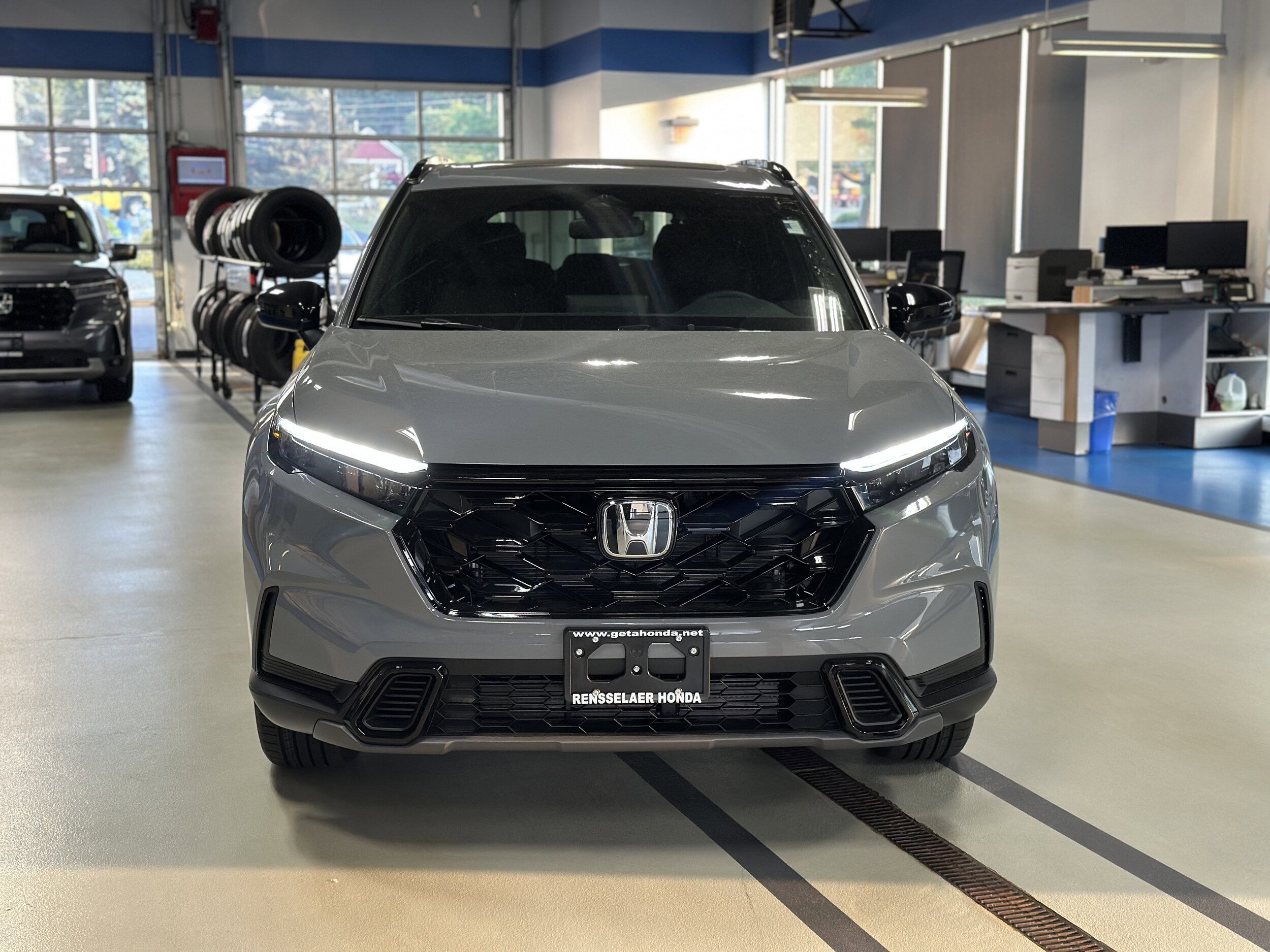 2026 Honda CR-V Hybrid Sport photo 2