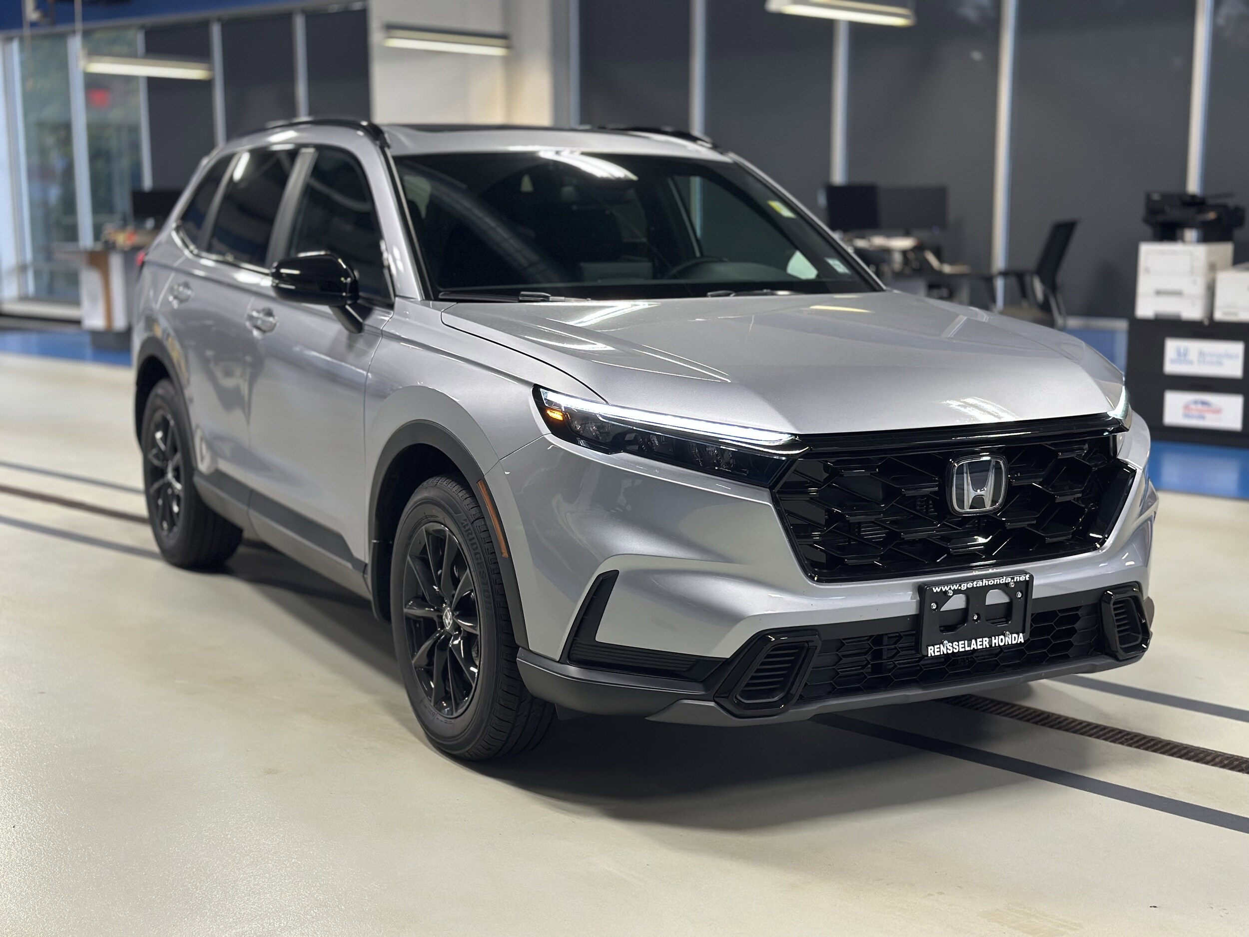 2026 Honda CR-V Hybrid Sport photo 3