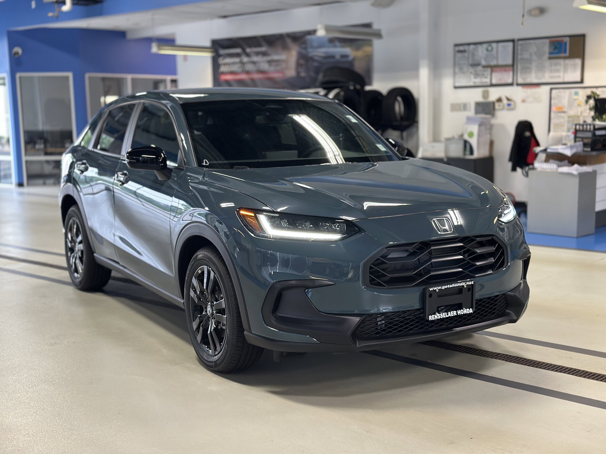 2026 Honda HR-V Sport photo 3