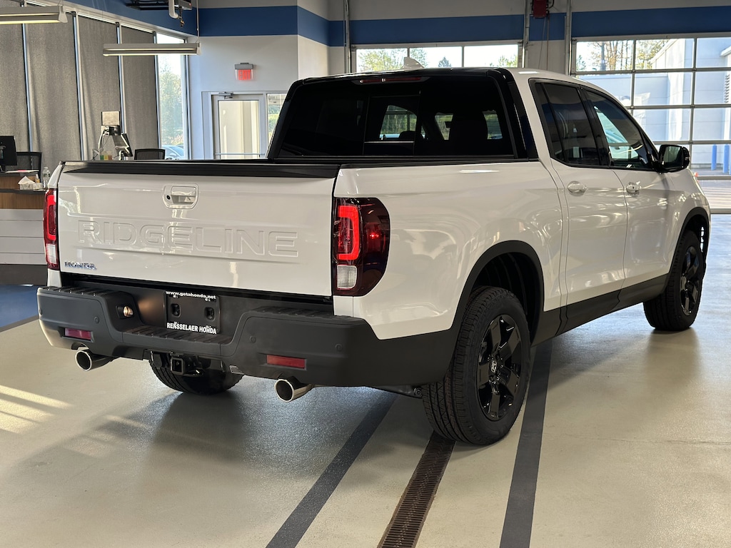 New 2026 Honda Ridgeline Black Edition Truck Crew Cab