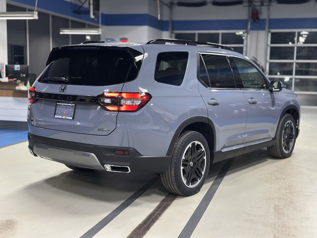New 2026 Honda Pilot Touring S SUV