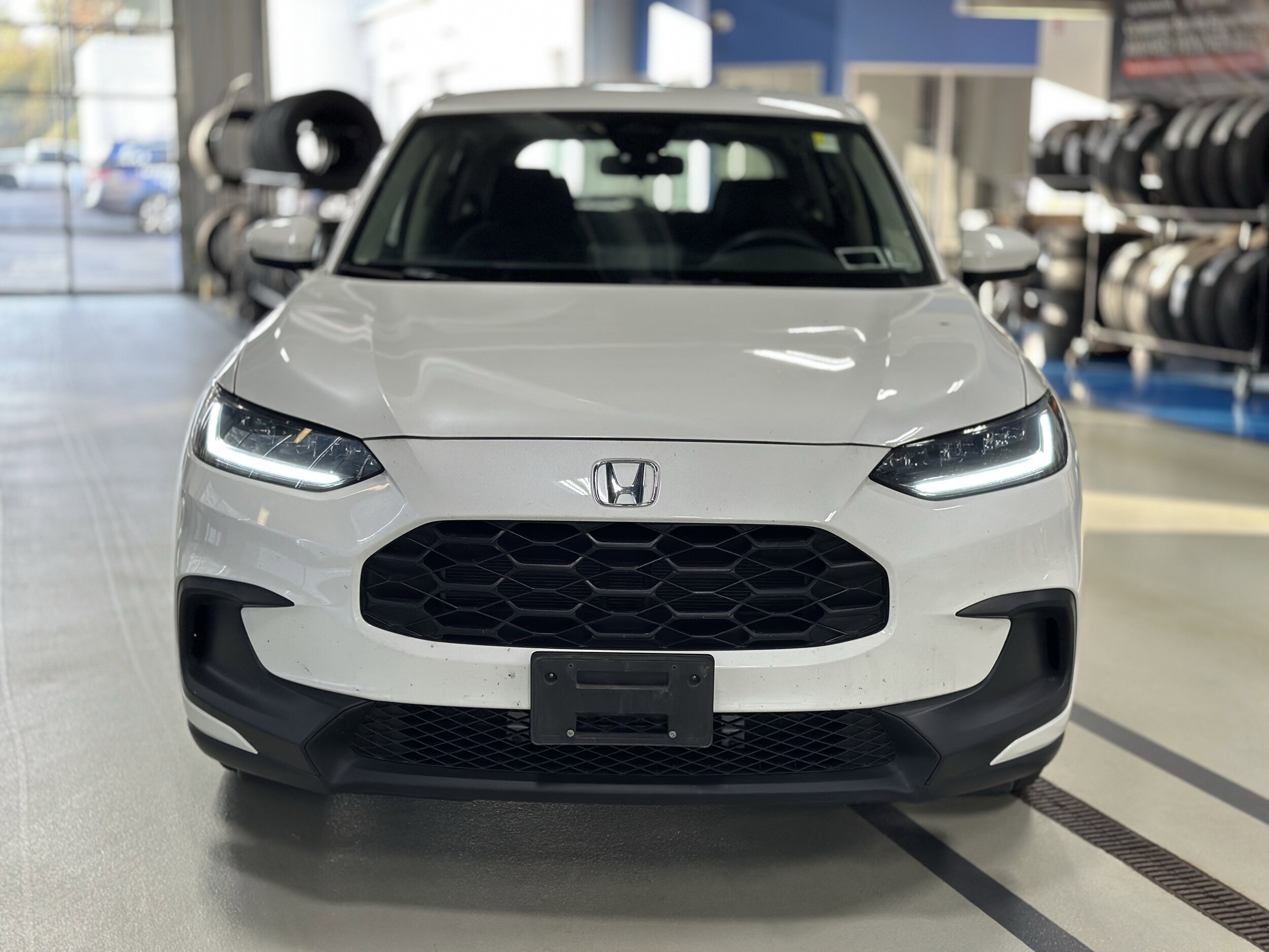 2023 Honda HR-V LX photo 2