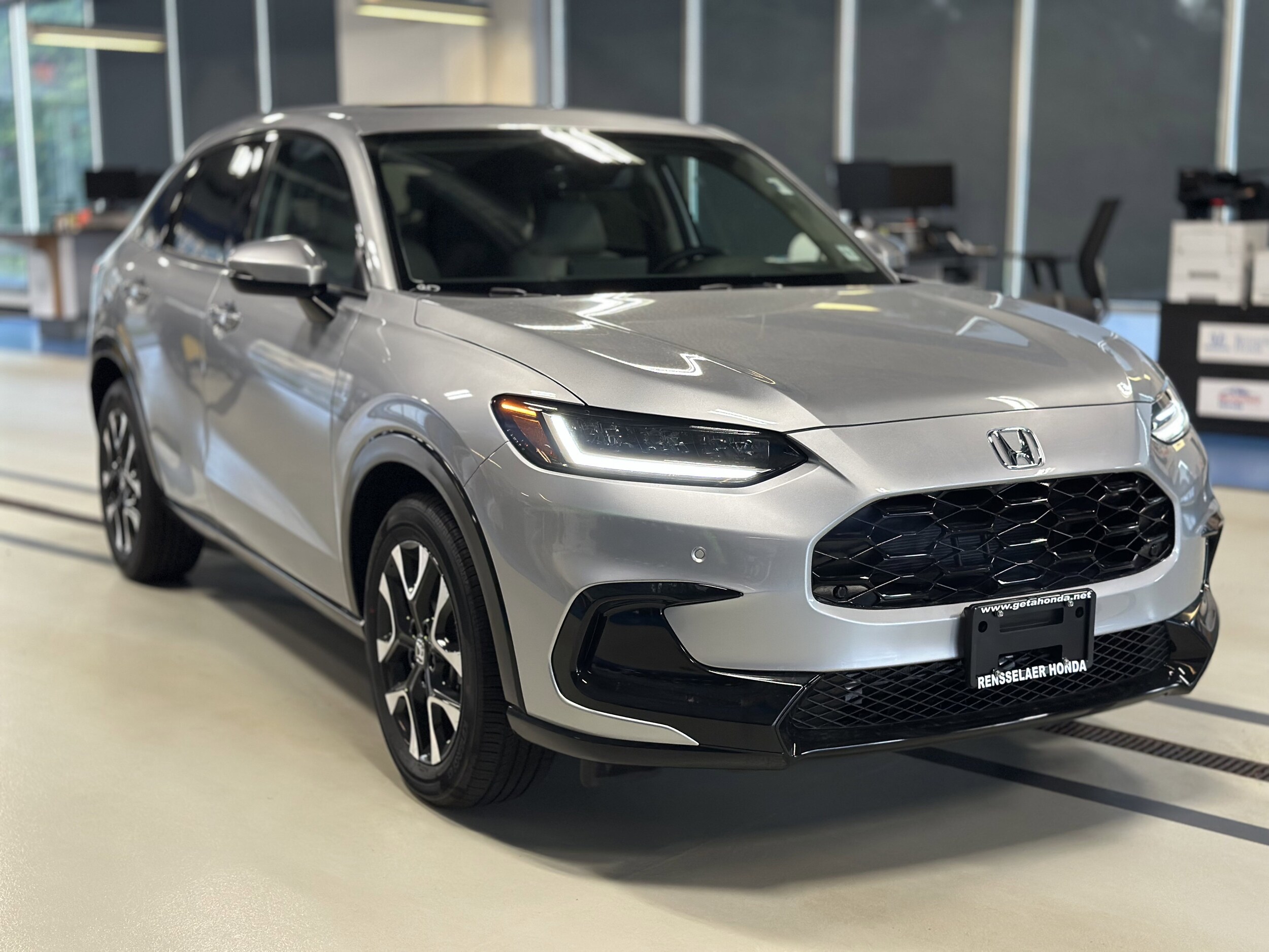 2026 Honda HR-V EX-L photo 3