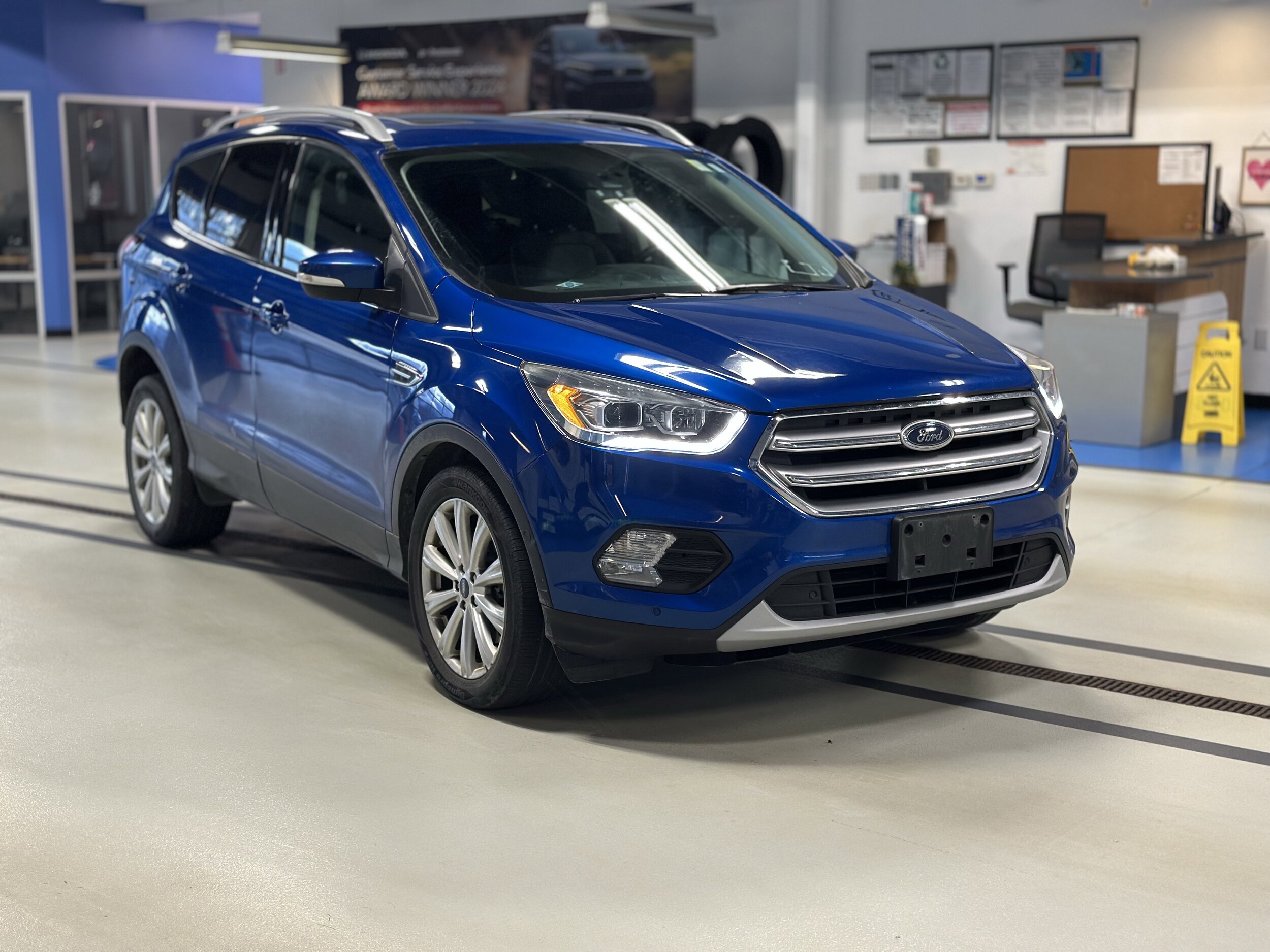 2017 Ford Escape Titanium photo 3