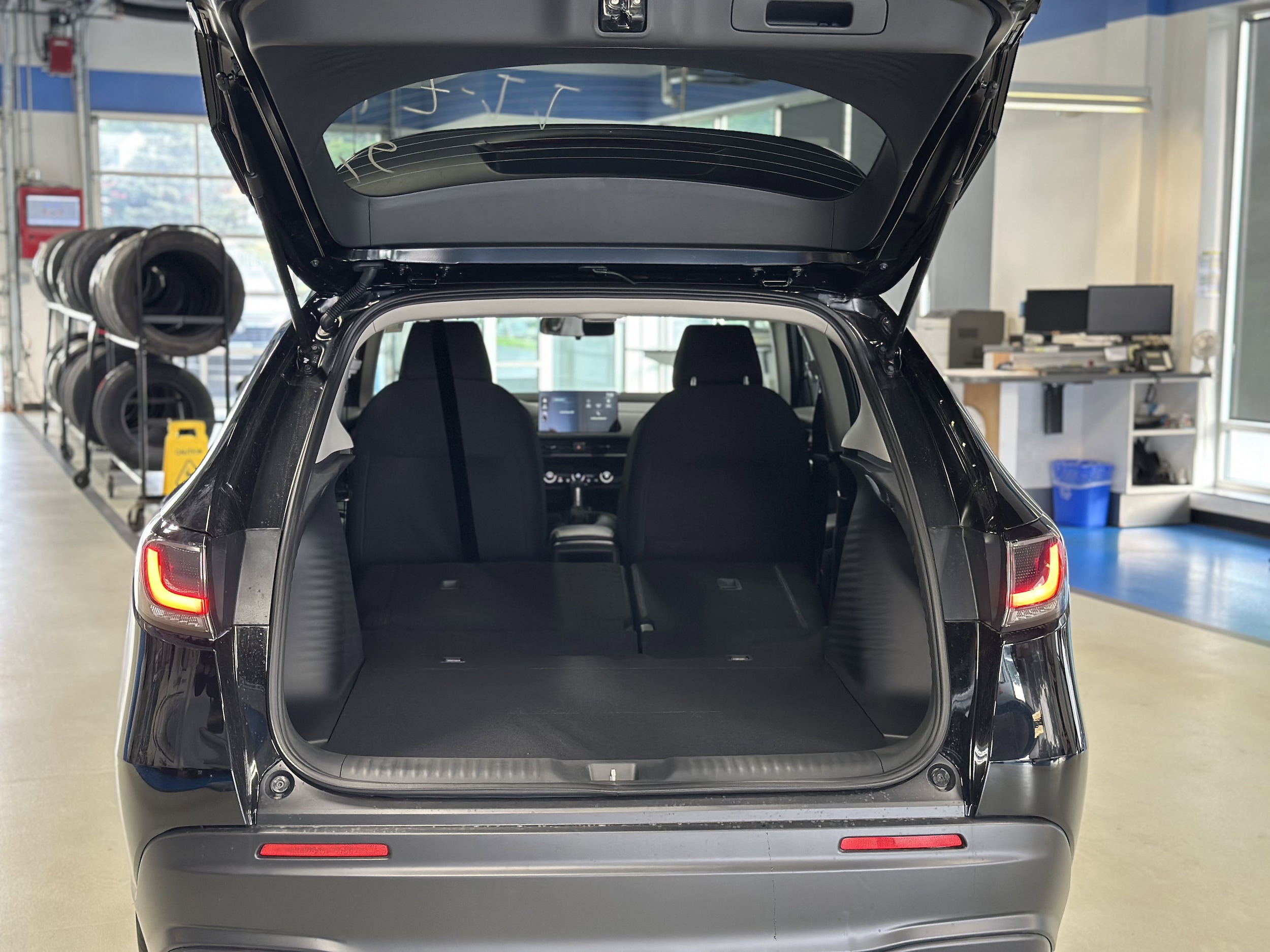 2026 Honda HR-V LX - Photo 6