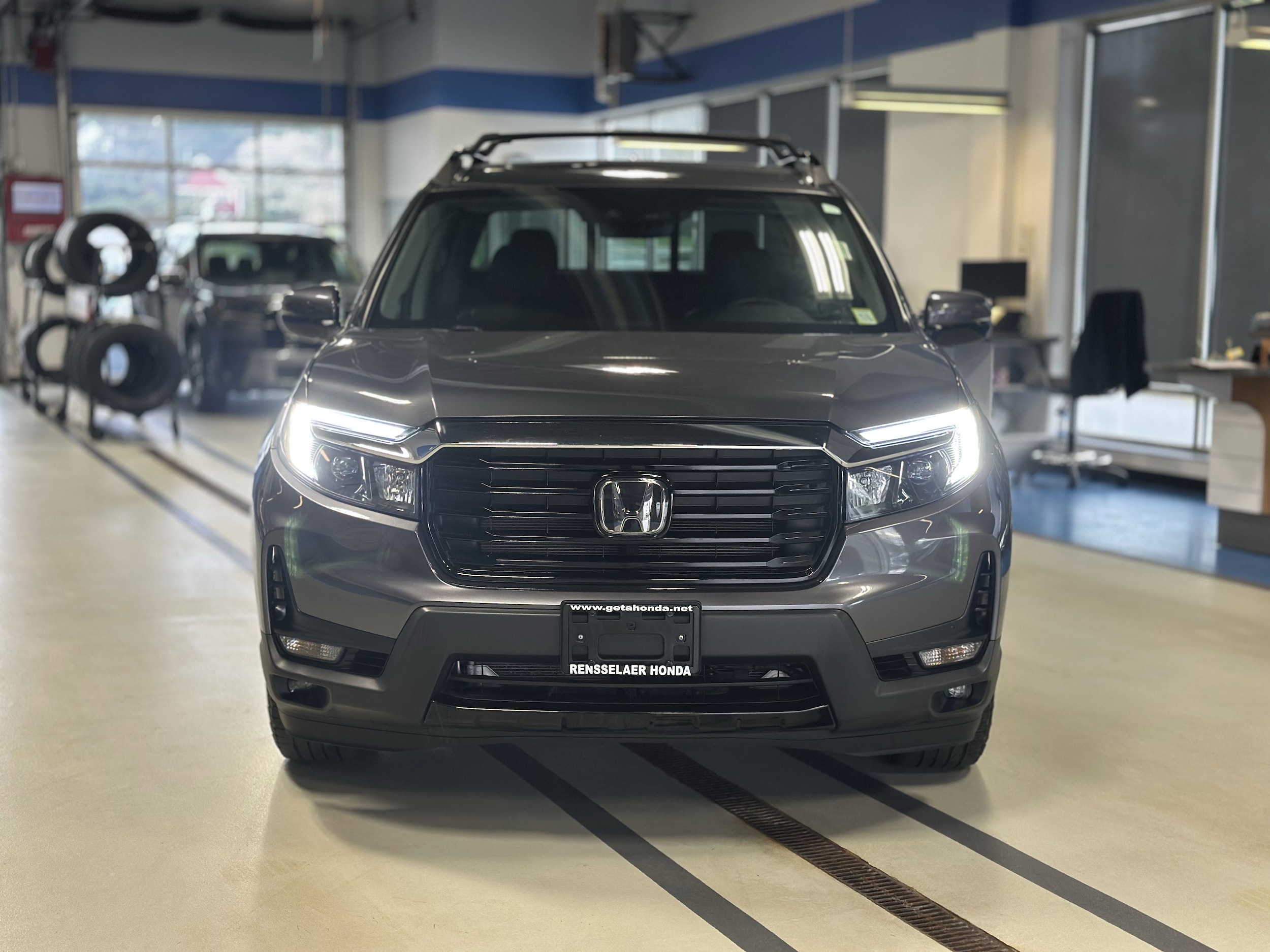 Vehicle Image 2