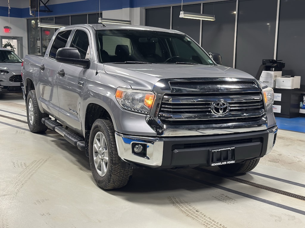 Used 2016 Toyota Tundra Truck CrewMax