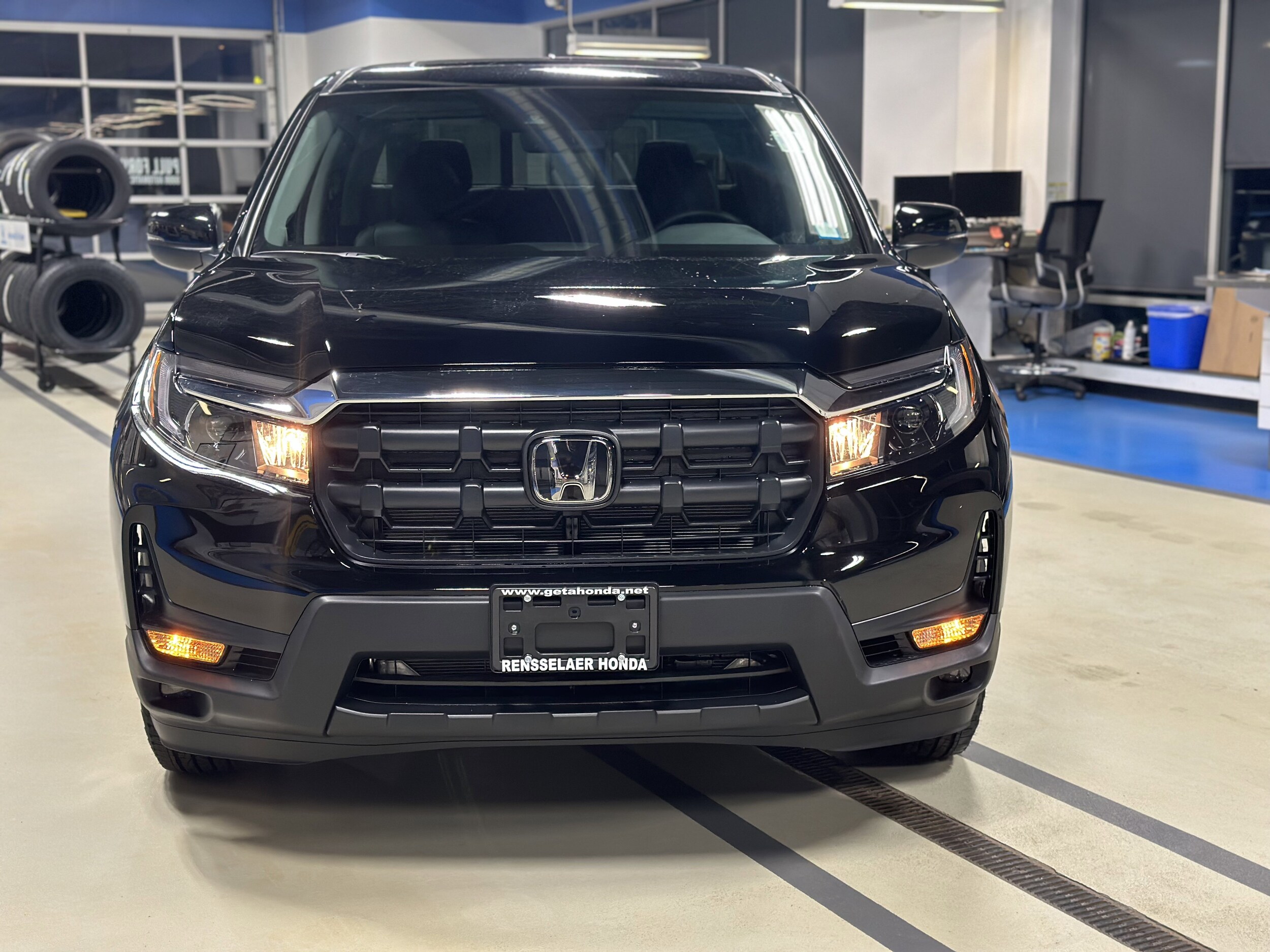 2026 Honda Ridgeline RTL photo 2