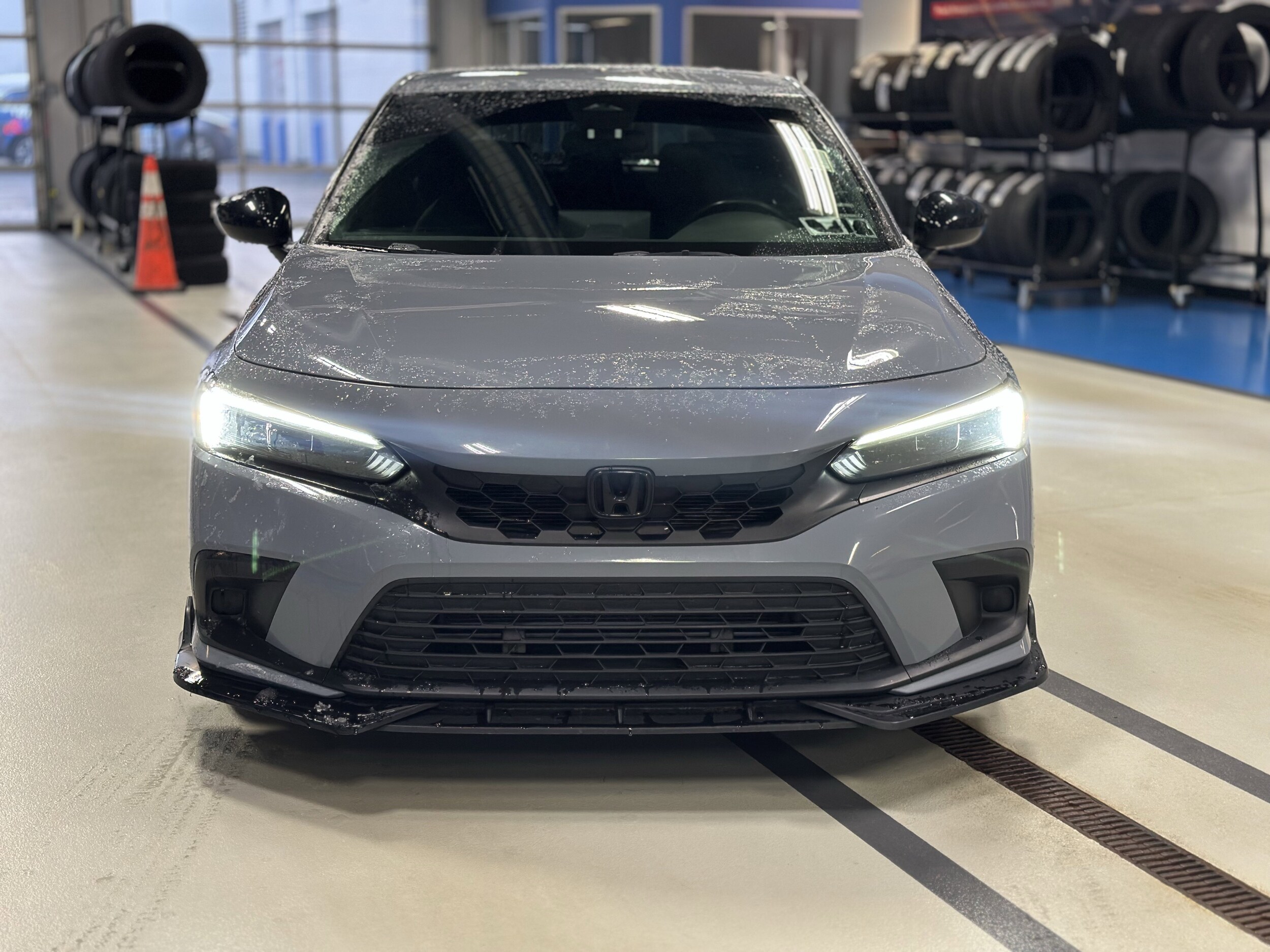 2022 Honda Civic Sport Hatchback photo 2