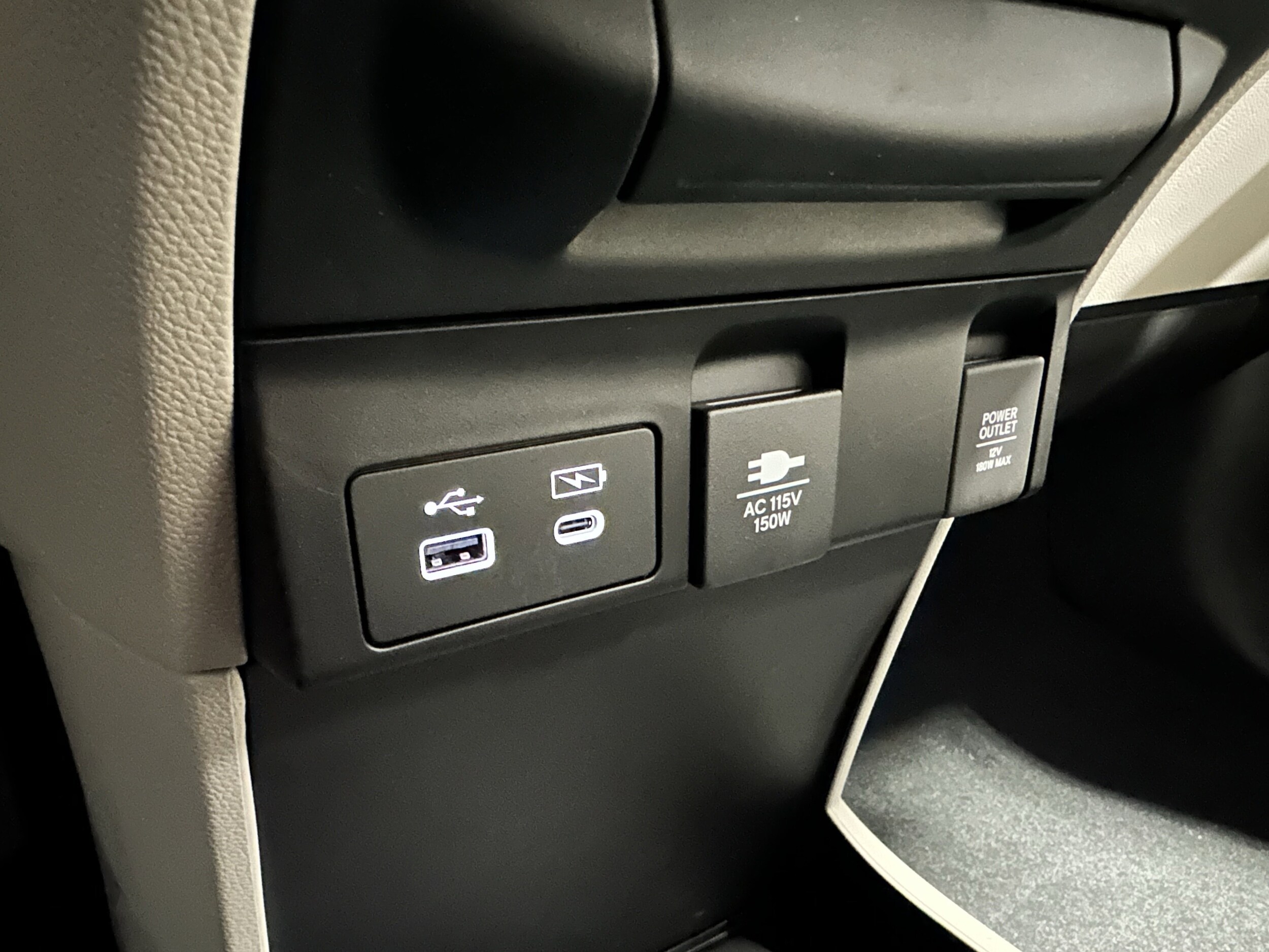 2026 Honda Odyssey Touring - Photo 16
