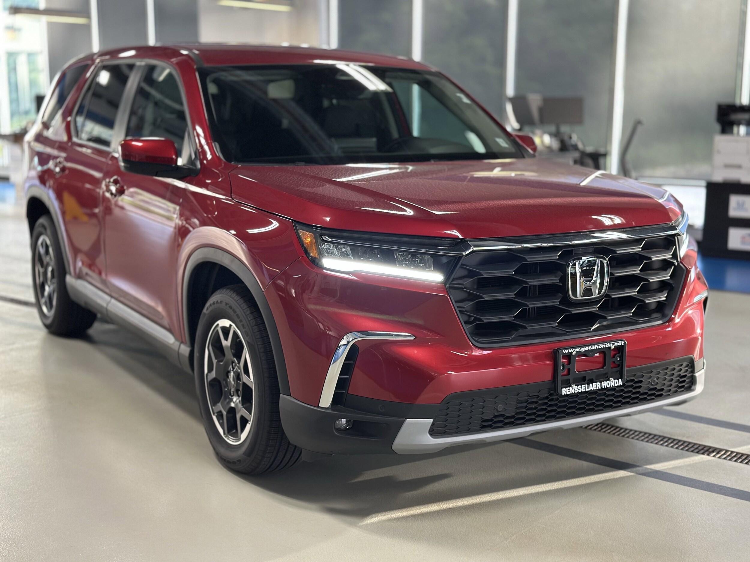 2025 Honda Pilot EX-L photo 2
