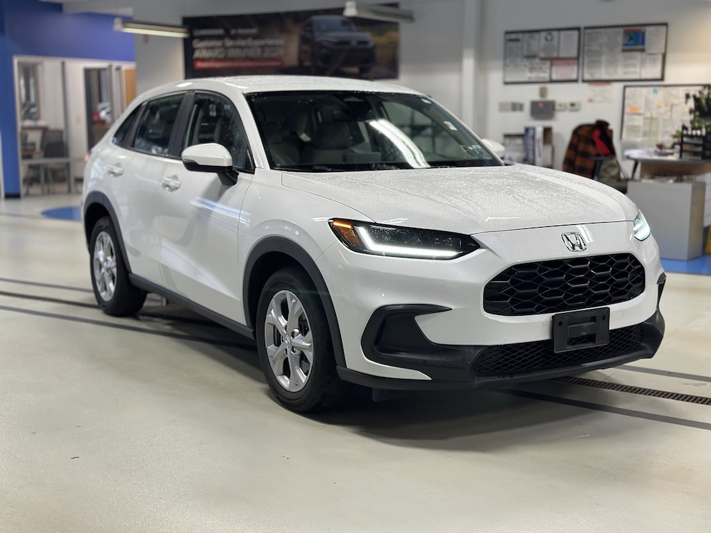 Used 2023 Honda HR-V LX AWD SUV