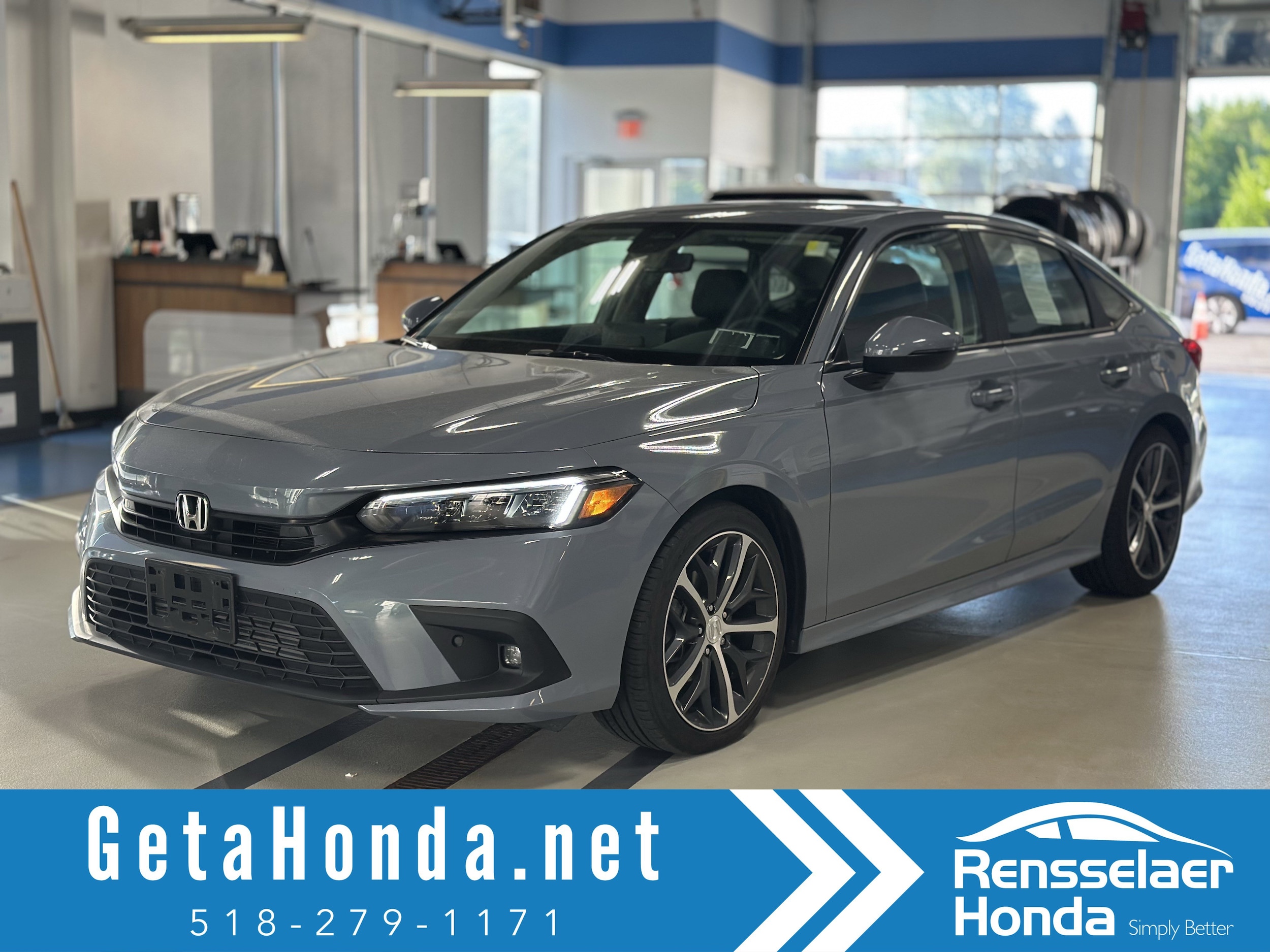 2024 Honda Civic Touring CVT's photo