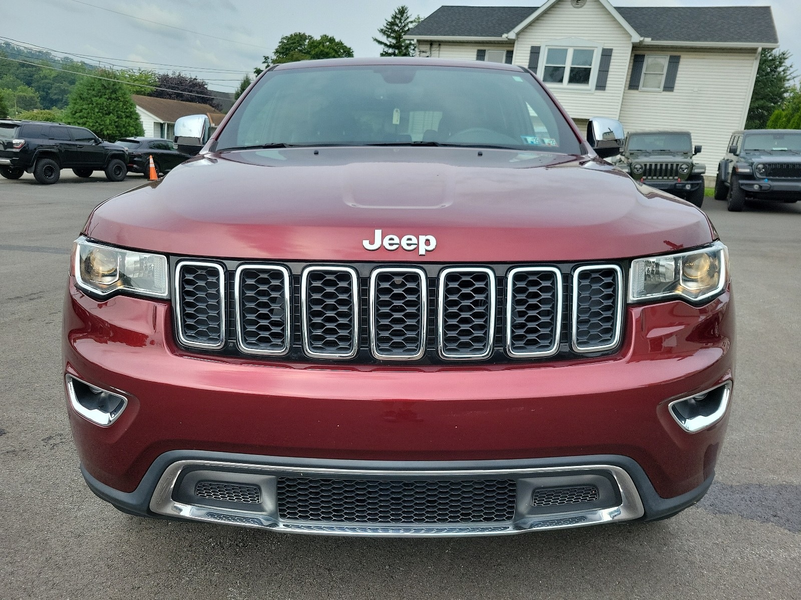 Used 2018 Jeep Grand Cherokee Limited with VIN 1C4RJFBG6JC344286 for sale in Slatington, PA