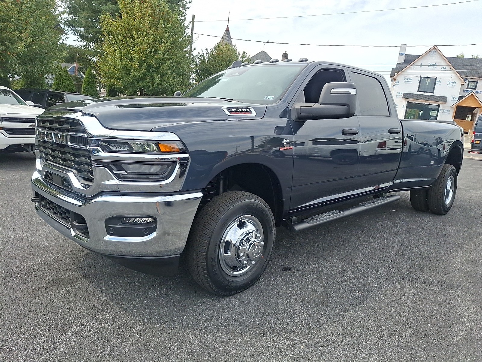 2026 Ram 3500 Tradesman photo 2