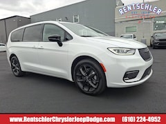 New 2026 Chrysler Pacifica SELECT AWD Passenger Van in Slatington