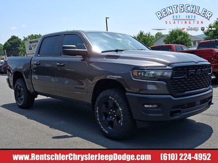 2026 Ram 1500 WARLOCK CREW CAB 4X4 5'7 BOX Pickup