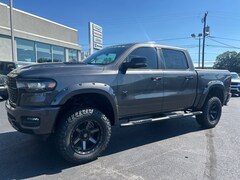 2026 Ram 1500 BIG HORN CREW CAB 4X4 5'7 BOX Pickup