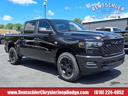 2026 Ram 1500 WARLOCK CREW CAB 4X4 5'7 BOX Pickup