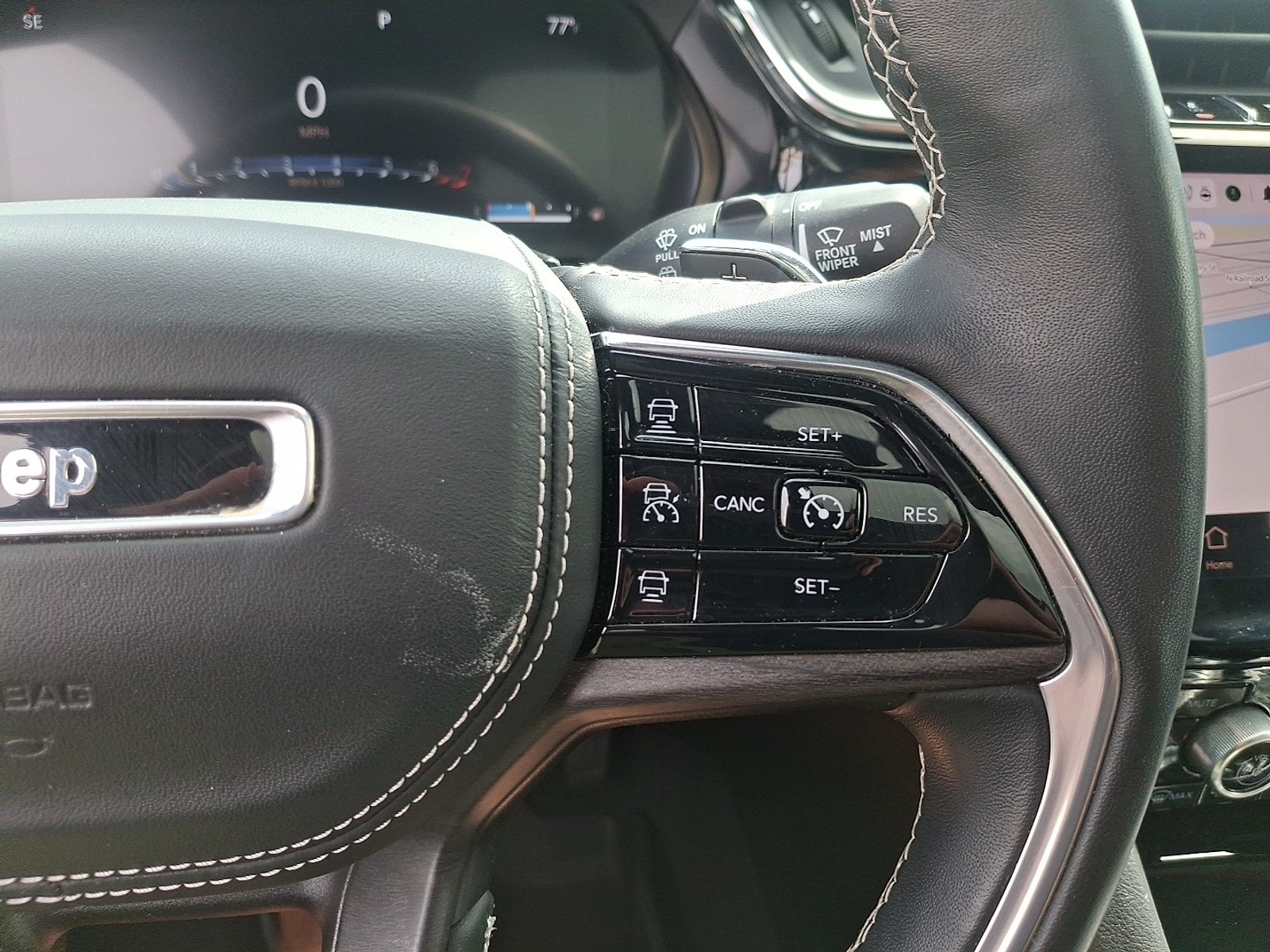 2022 Jeep Grand Cherokee Overland - Photo 23