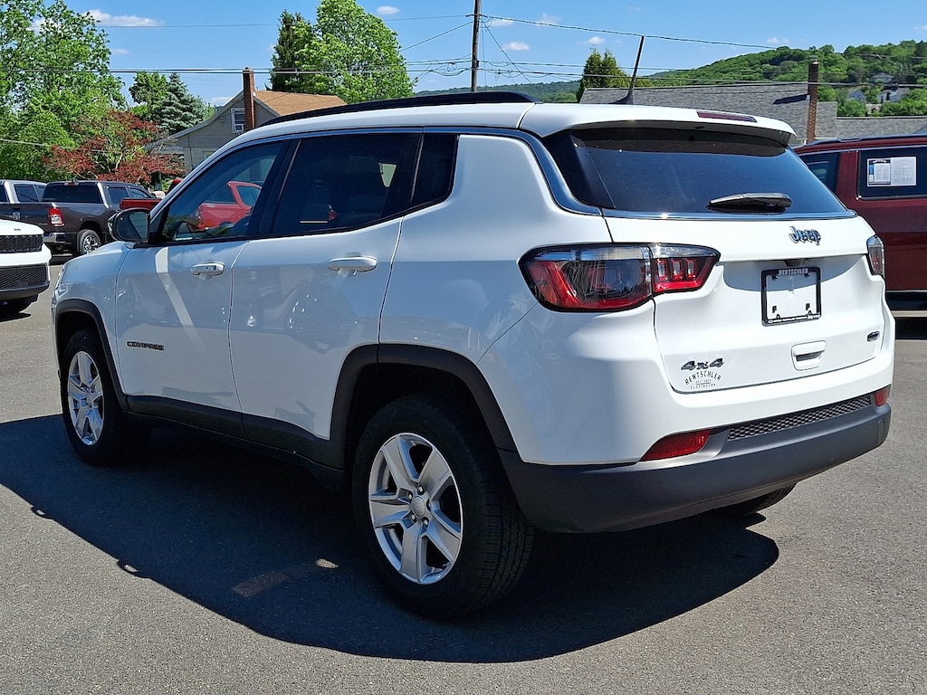 Used 2022 Jeep Compass Altitude SUV