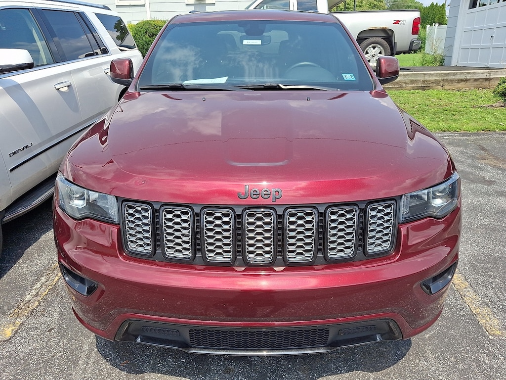 Used 2020 Jeep Grand Cherokee Altitude SUV