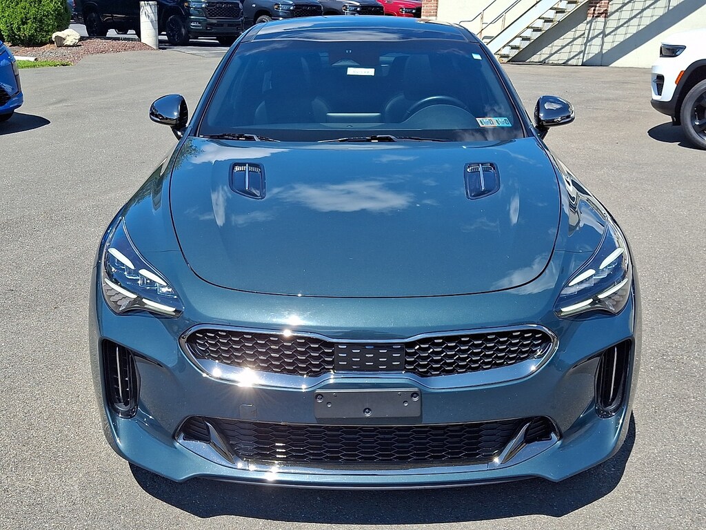 Used 2022 Kia Stinger GT1 Sedan