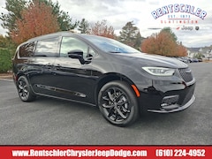New 2026 Chrysler Pacifica SELECT AWD Passenger Van in Slatington