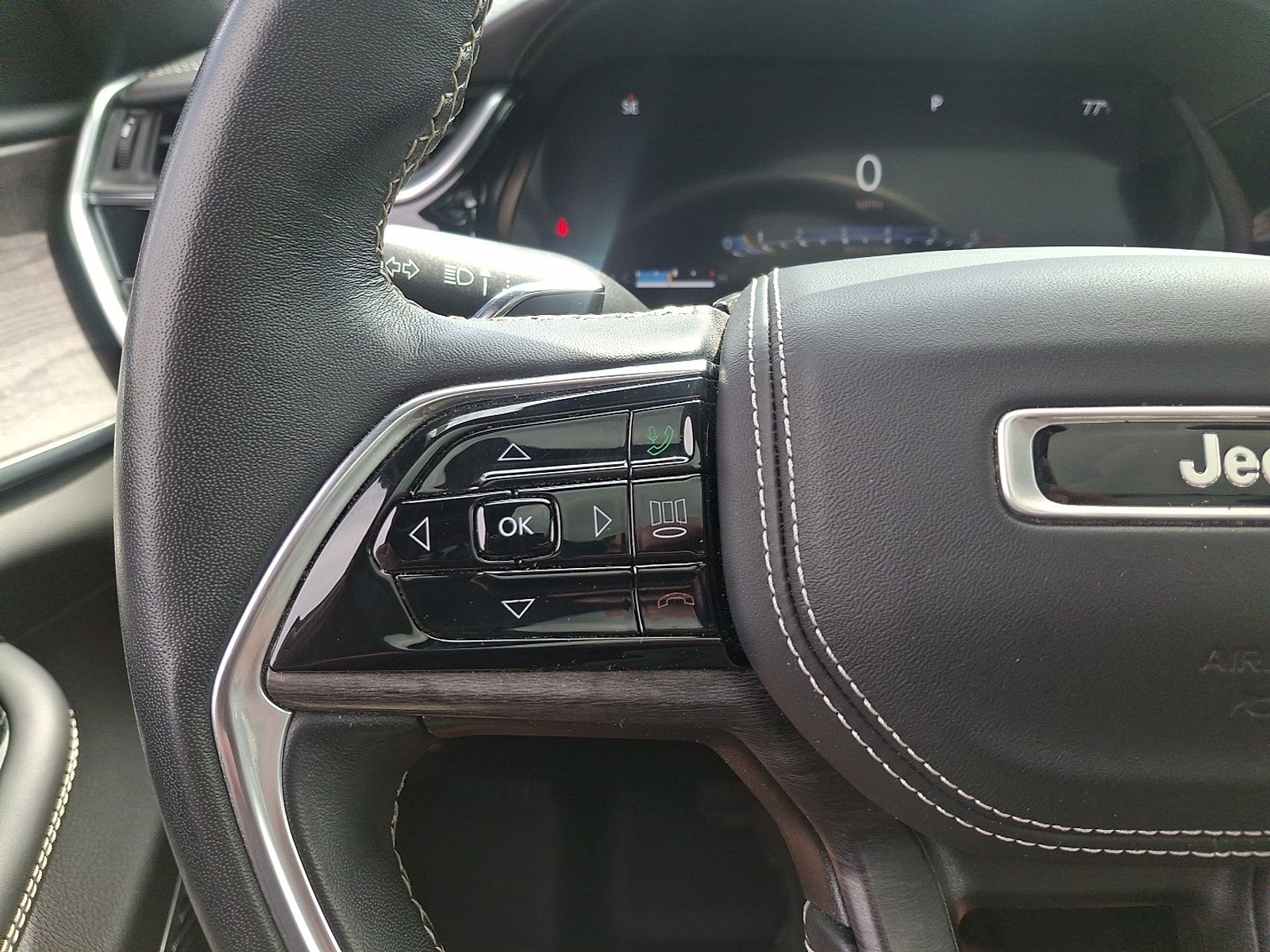 2022 Jeep Grand Cherokee Overland - Photo 22