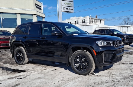 2026 Jeep Grand Cherokee LAREDO ALTITUDE 4X4 Sport Utility