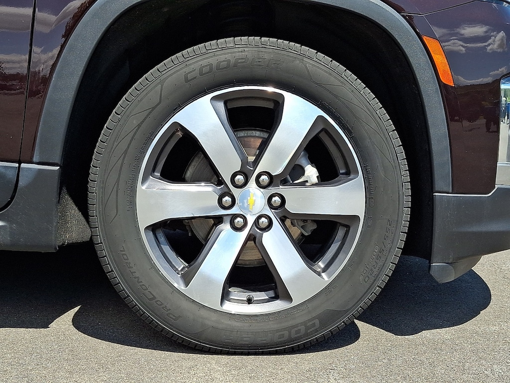 Used 2022 Chevrolet Traverse LT Leather SUV