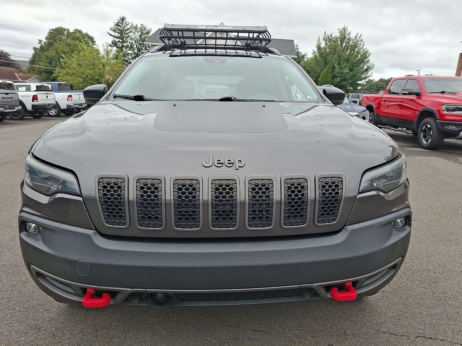 2022 Jeep Cherokee Trailhawk photo 2
