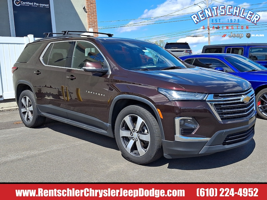 Used 2022 Chevrolet Traverse LT Leather SUV