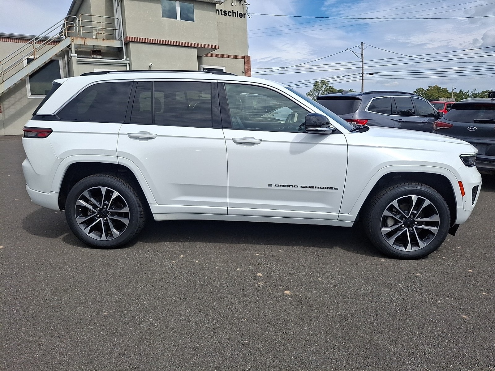 2022 Jeep Grand Cherokee Overland - Photo 7