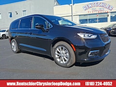 New 2026 Chrysler Pacifica SELECT AWD Passenger Van in Slatington