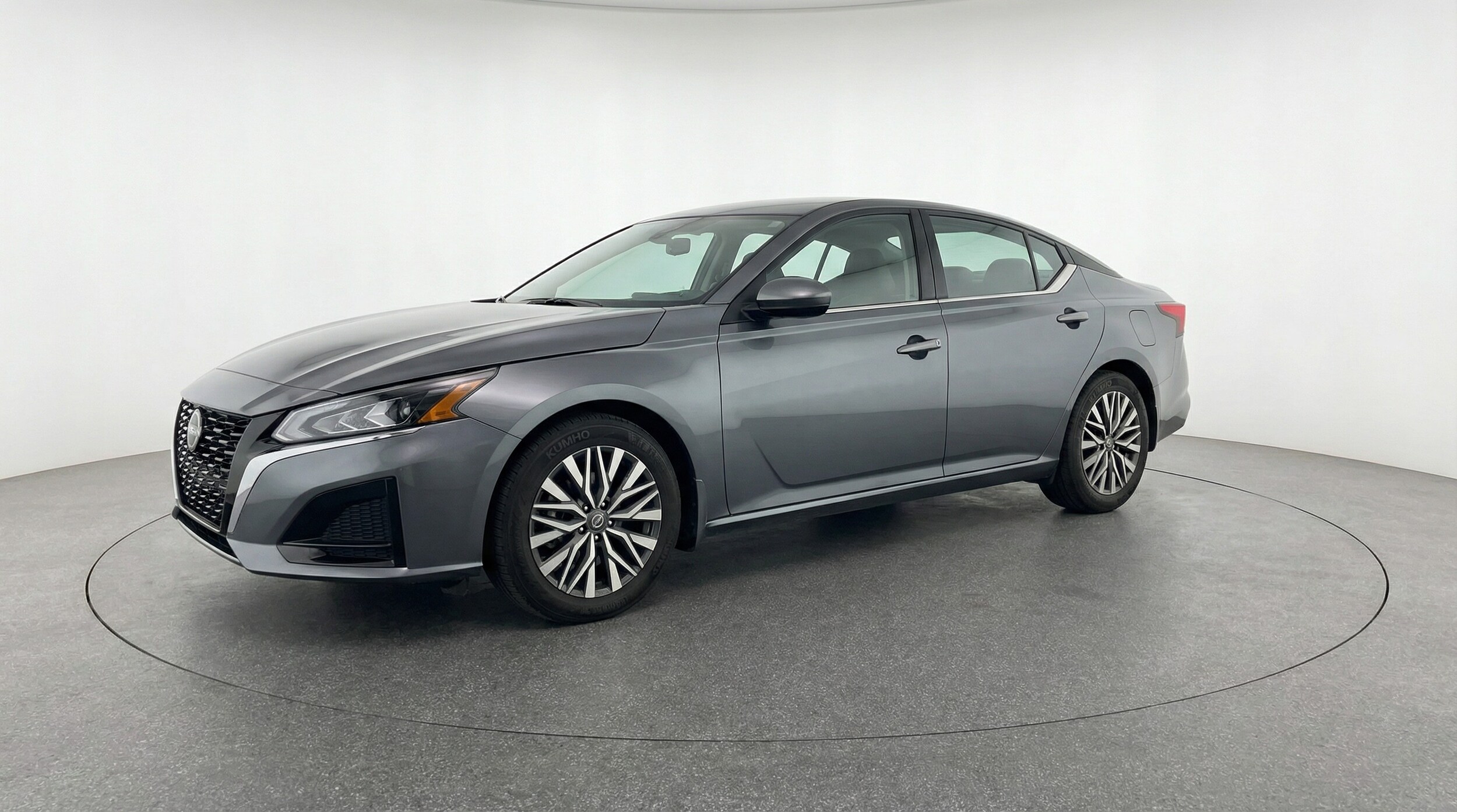 Thumbnail: 2025 Nissan Altima - 3