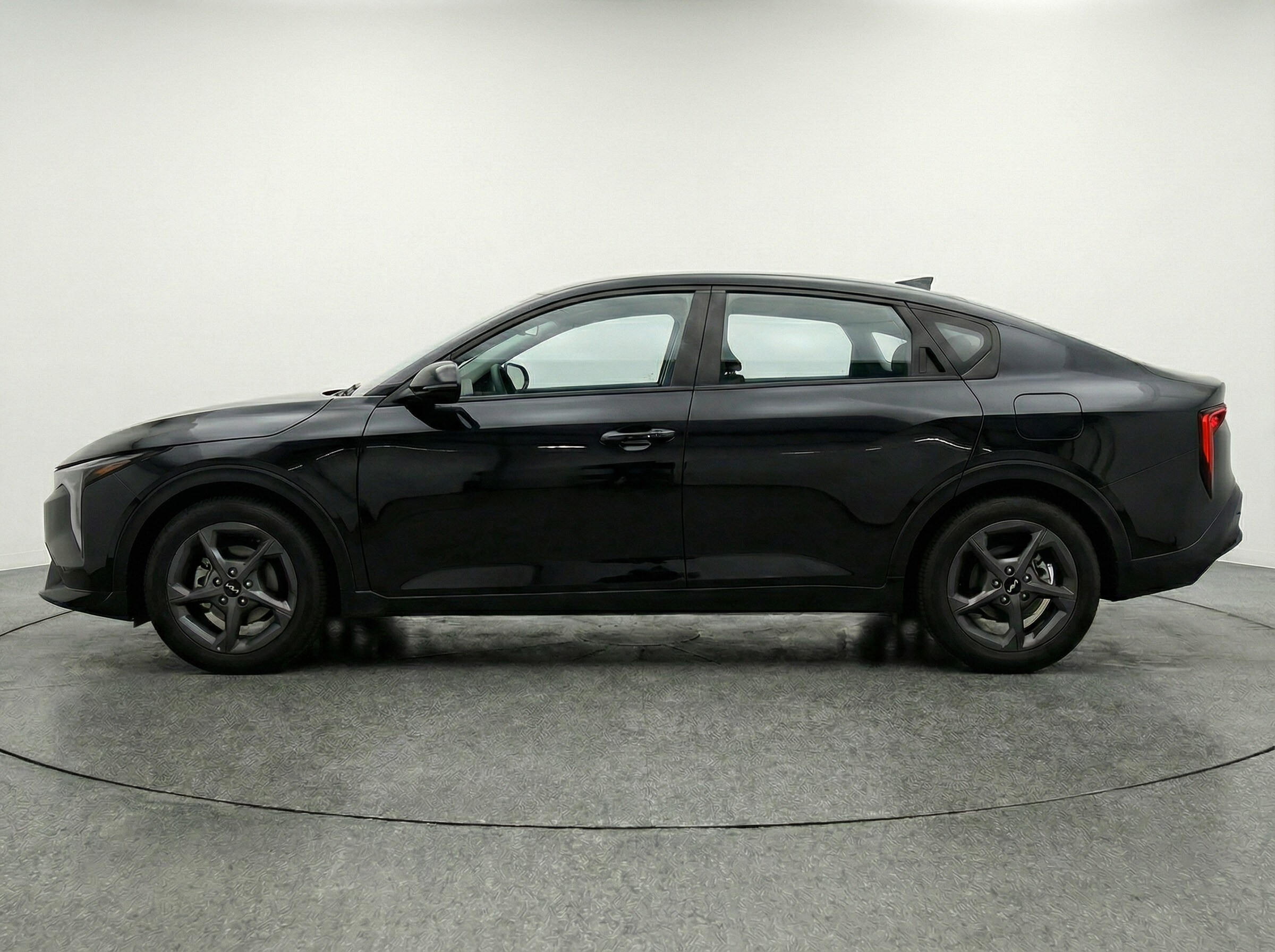 Thumbnail: 2025 Kia K4 - 4