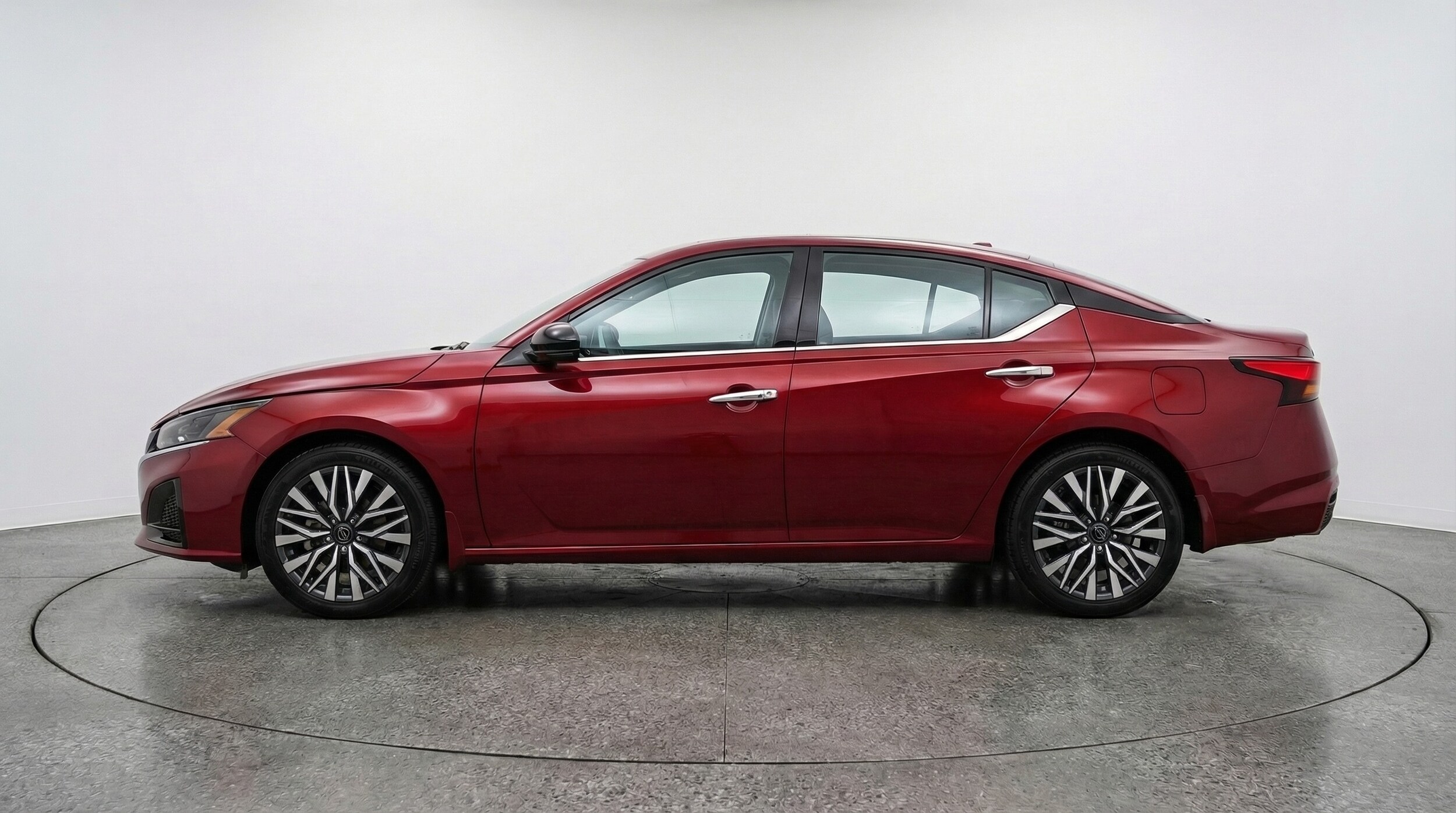 Thumbnail: 2025 Nissan Altima - 4
