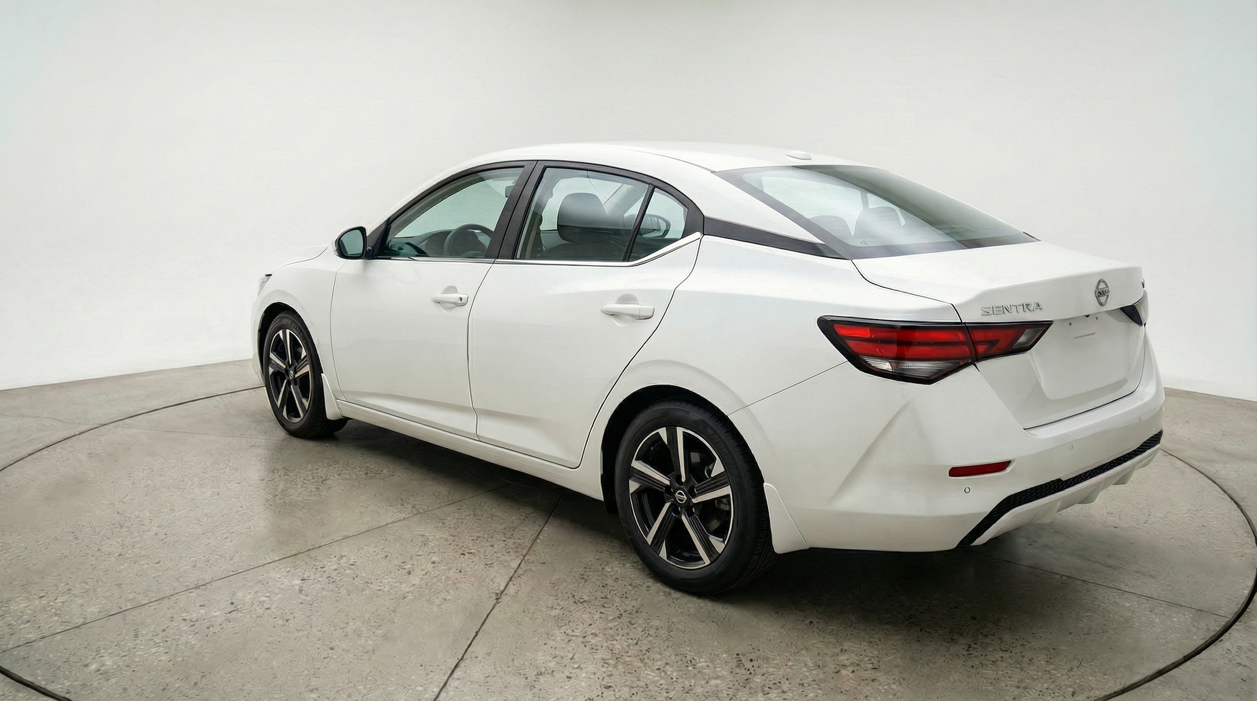 Thumbnail: 2025 Nissan Sentra - 5