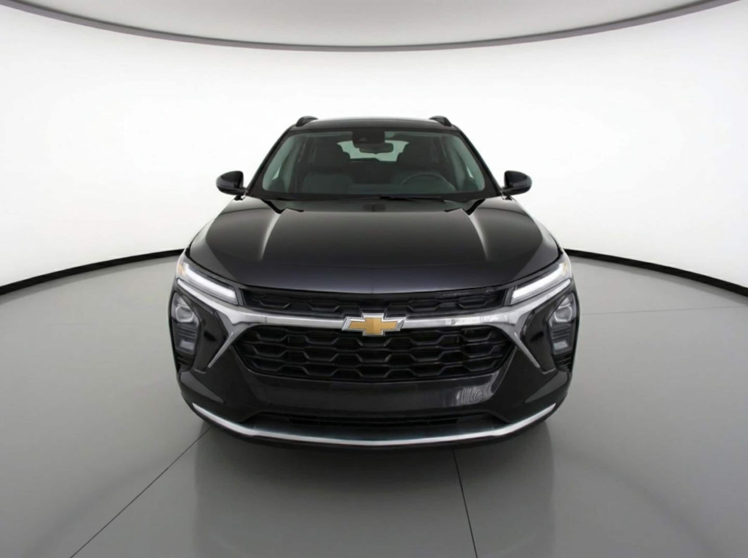 Thumbnail: 2025 Chevrolet Trax - 2