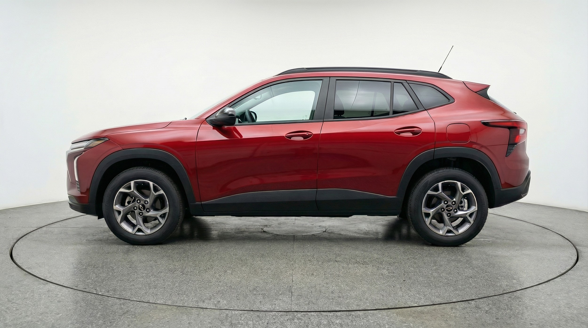 Thumbnail: 2025 Chevrolet Trax - 4