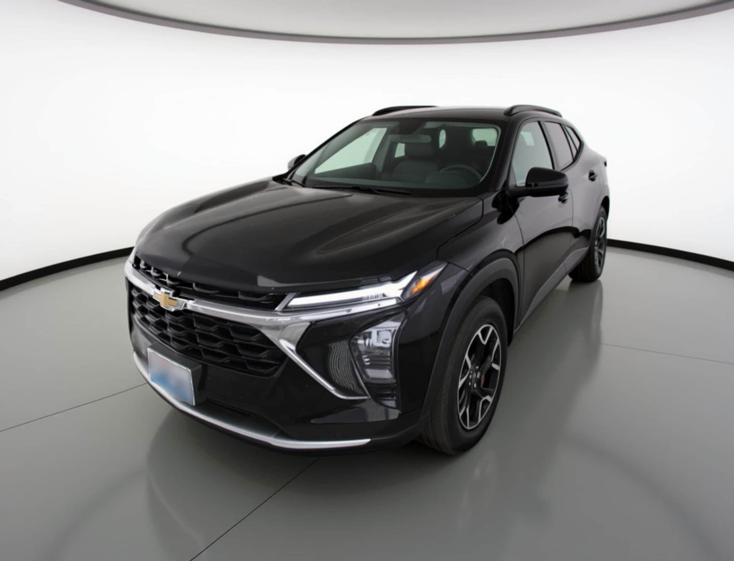 Thumbnail: 2025 Chevrolet Trax - 3