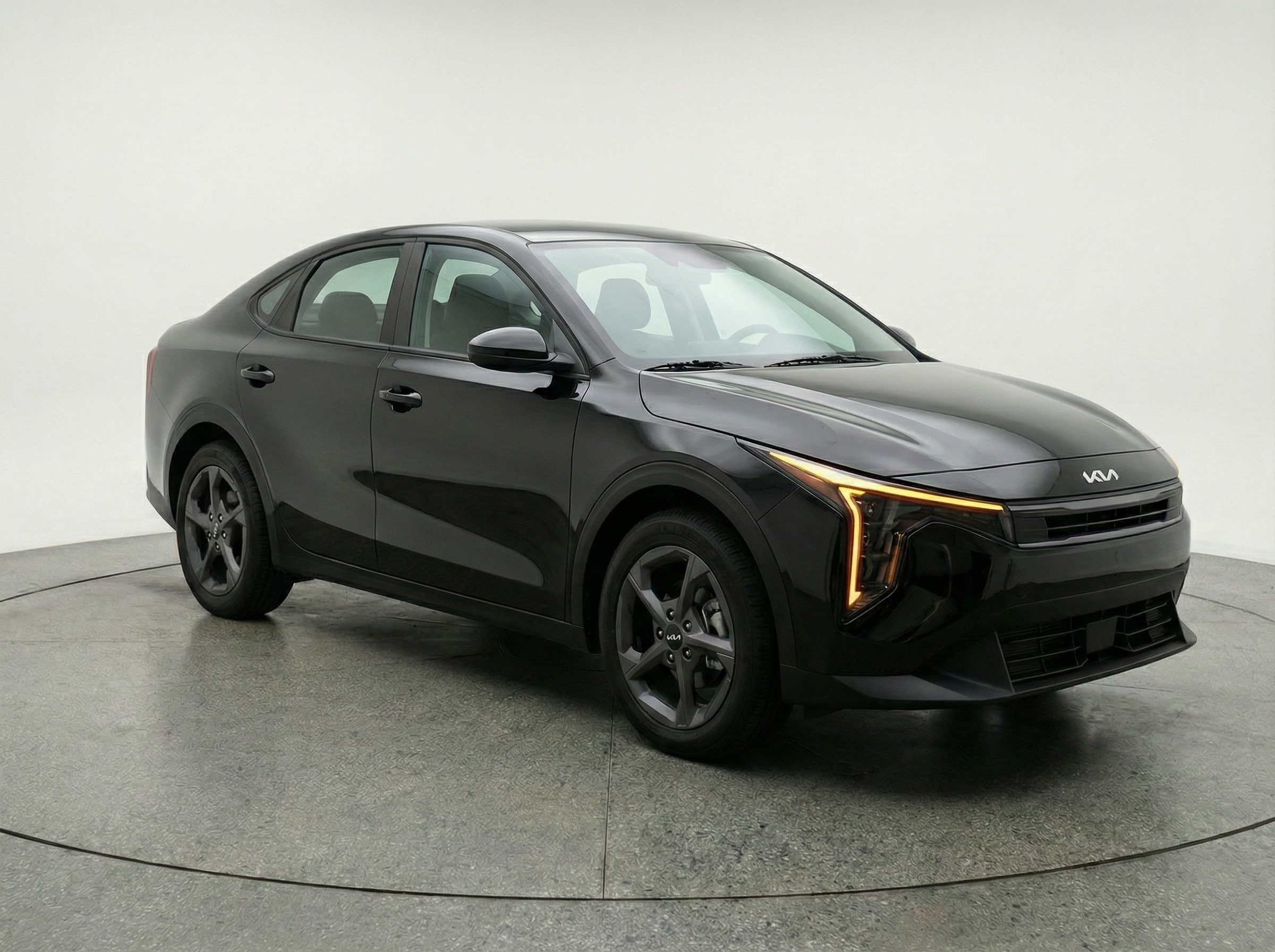 Thumbnail: 2025 Kia K4 - 1