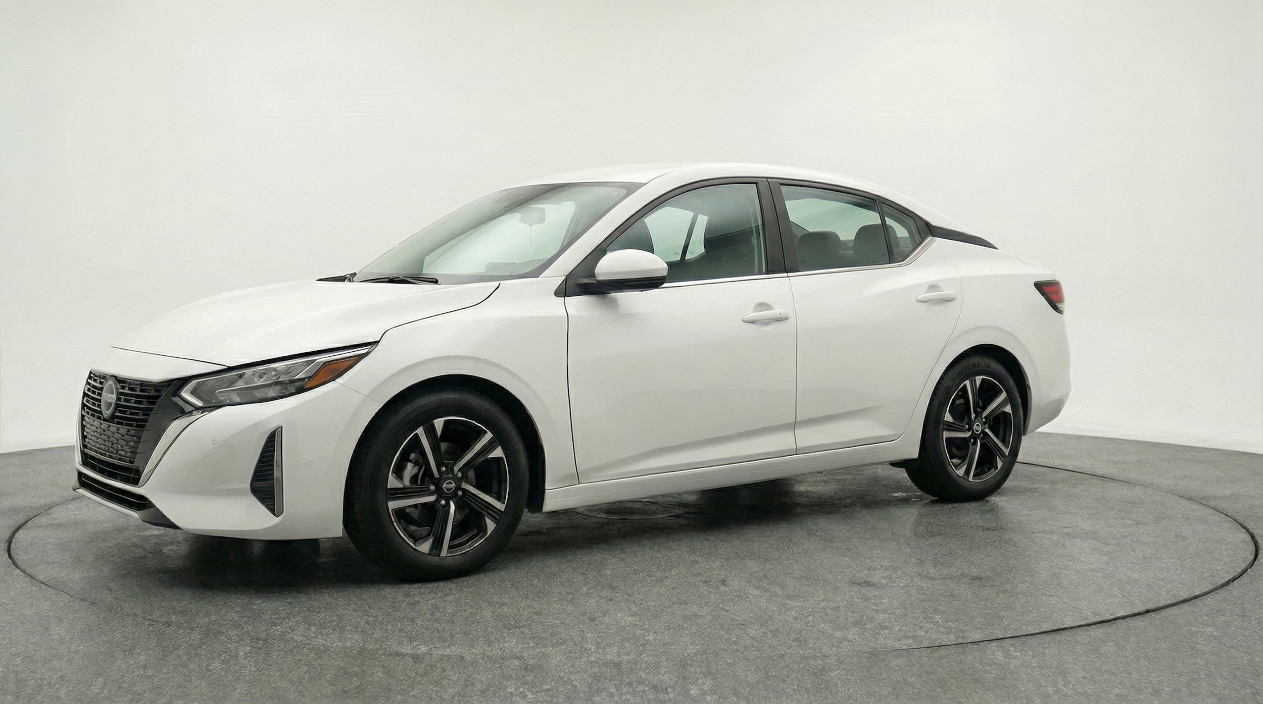 Thumbnail: 2025 Nissan Sentra - 3