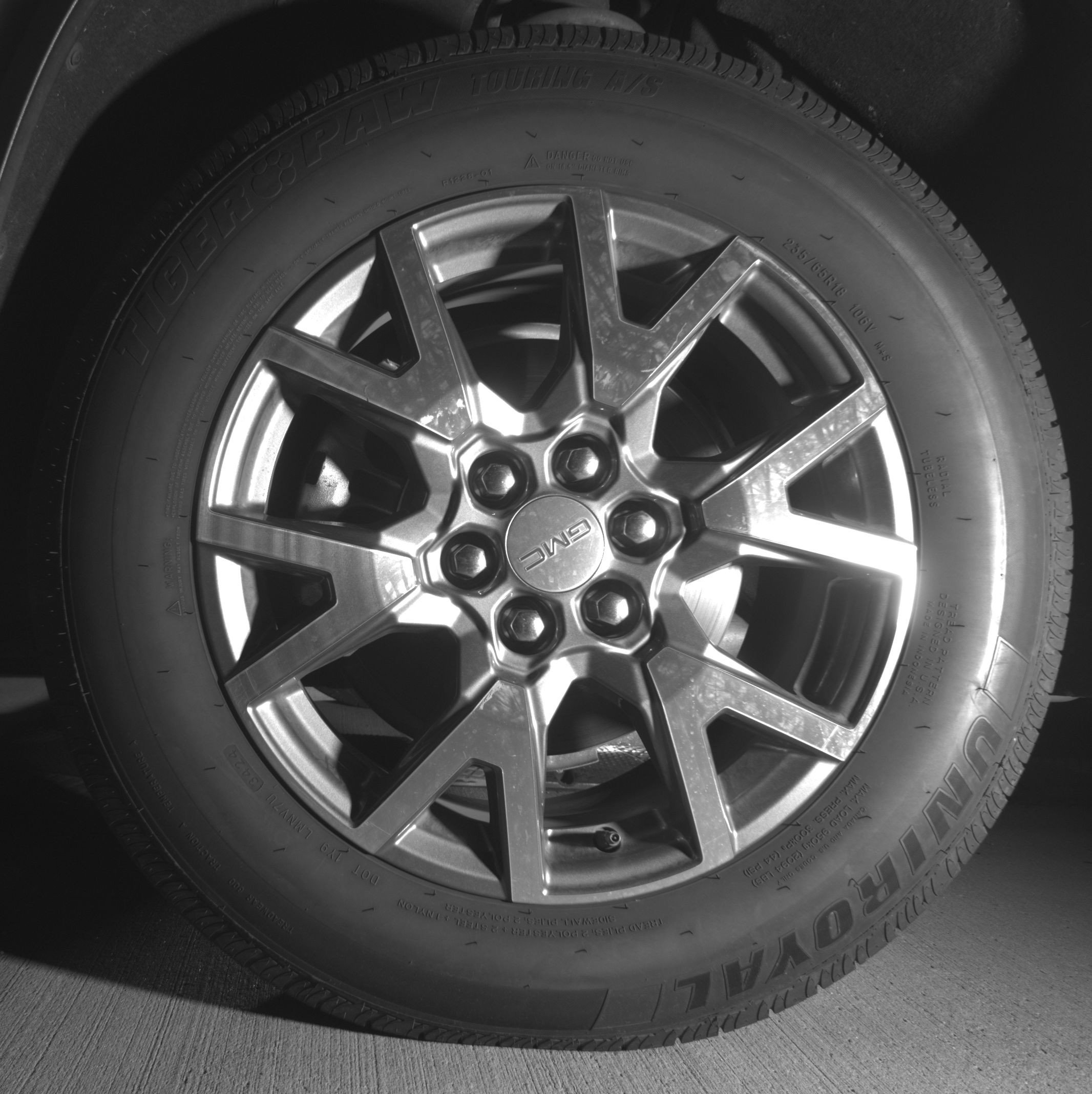 Thumbnail: 2023 GMC Acadia - 12