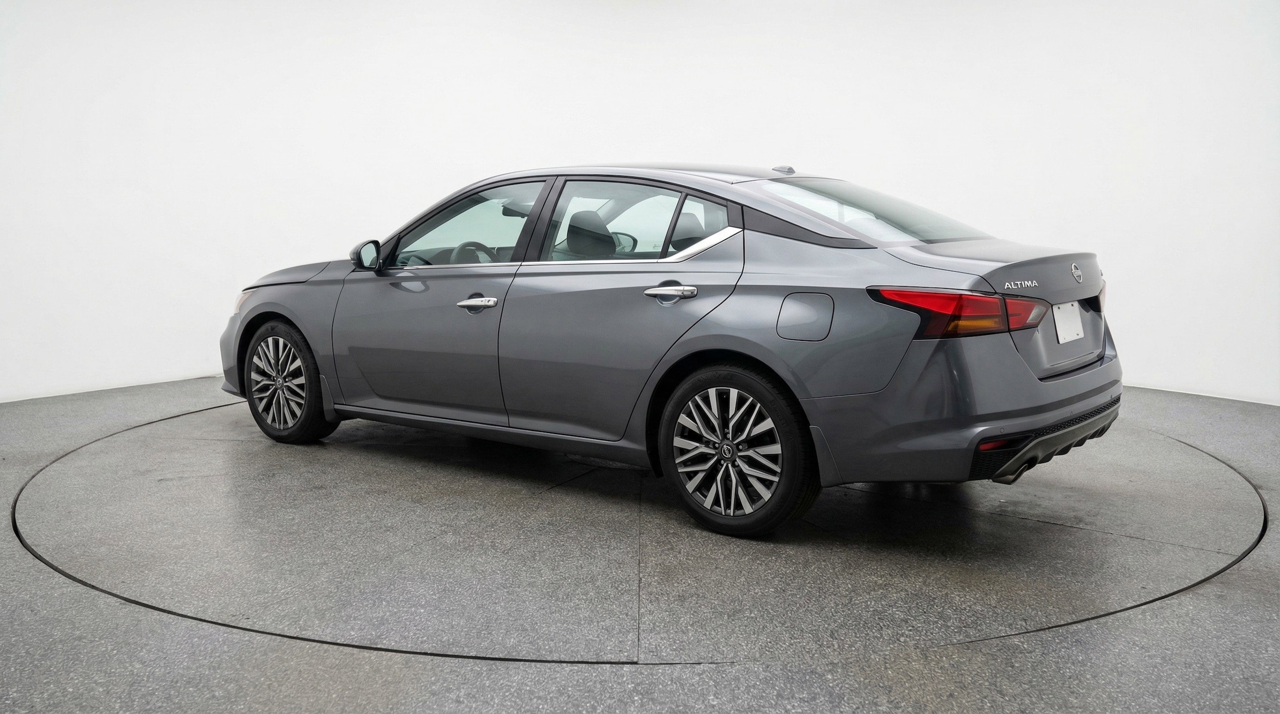 Thumbnail: 2025 Nissan Altima - 6